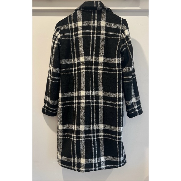 Revolve Superdown Black & White Plaid Coat - Picture 2 of 5